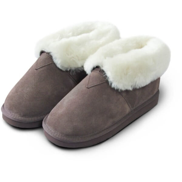 Art.-Nr. 387 - Lammfell-Hausschuhe mit flauschigem Fellkragen, braun